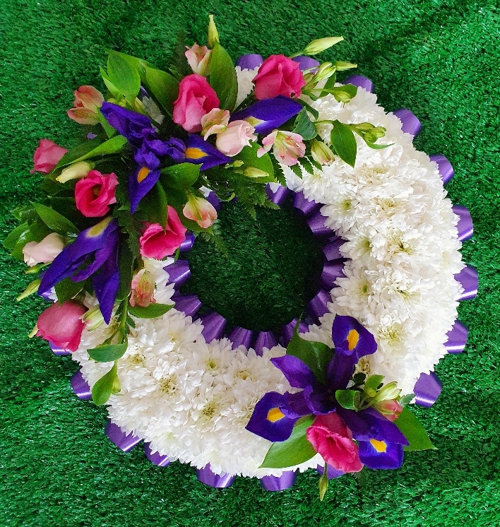 Based Open Ring Wreath